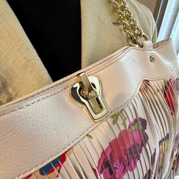 ANTHROPOLOGIE🌸BETSY JOHNSON Flower Fringe Leather Purse - Picture 3 of 7